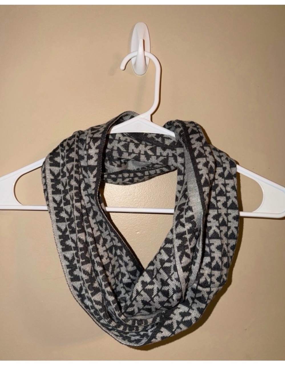 MK Scarf